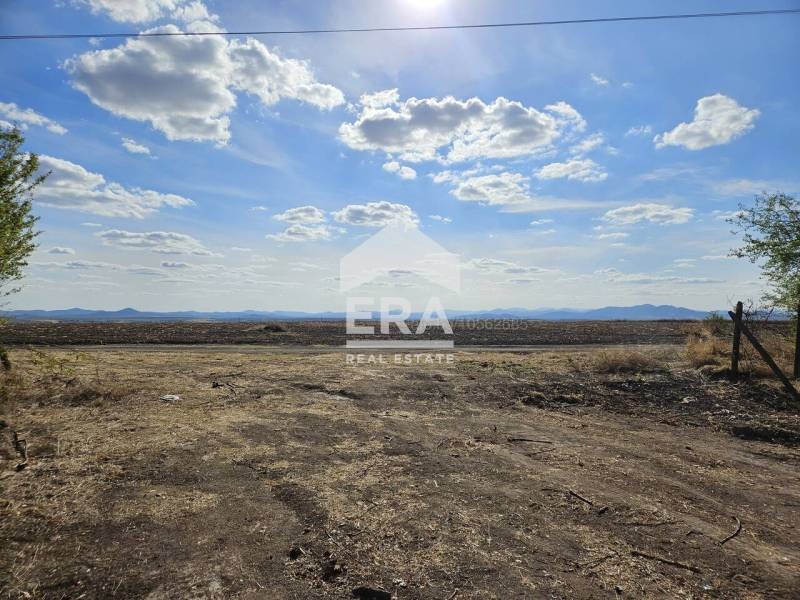 Продава  Парцел град Хасково , в.з. Хасково , 1057 кв.м | 89083206 - изображение [2]