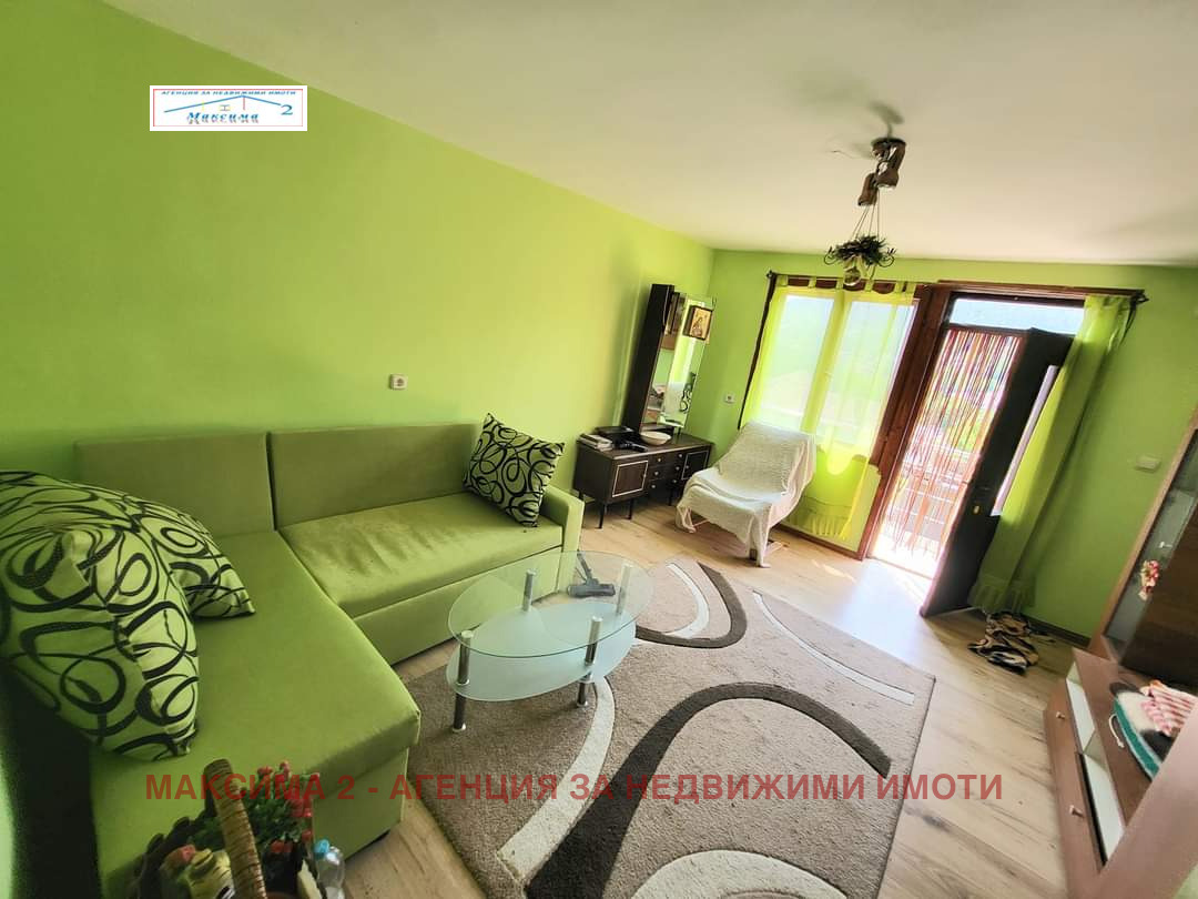Продава КЪЩА, с. Реселец, област Плевен, снимка 2 - Къщи - 46879662