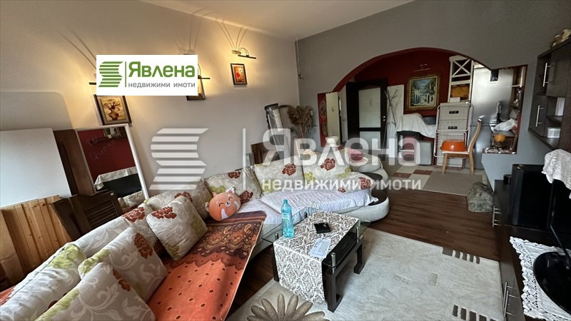 Продава 3-СТАЕН, гр. Перник, Изток, снимка 3 - Aпартаменти - 49564671