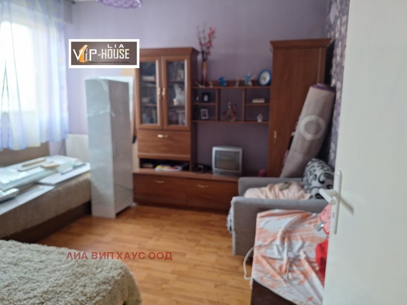 Продава  3-стаен град Пазарджик , Център , 84 кв.м | 61968854 - изображение [14]