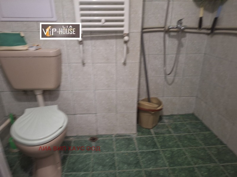 Продава  3-стаен град Пазарджик , Център , 84 кв.м | 61968854 - изображение [16]