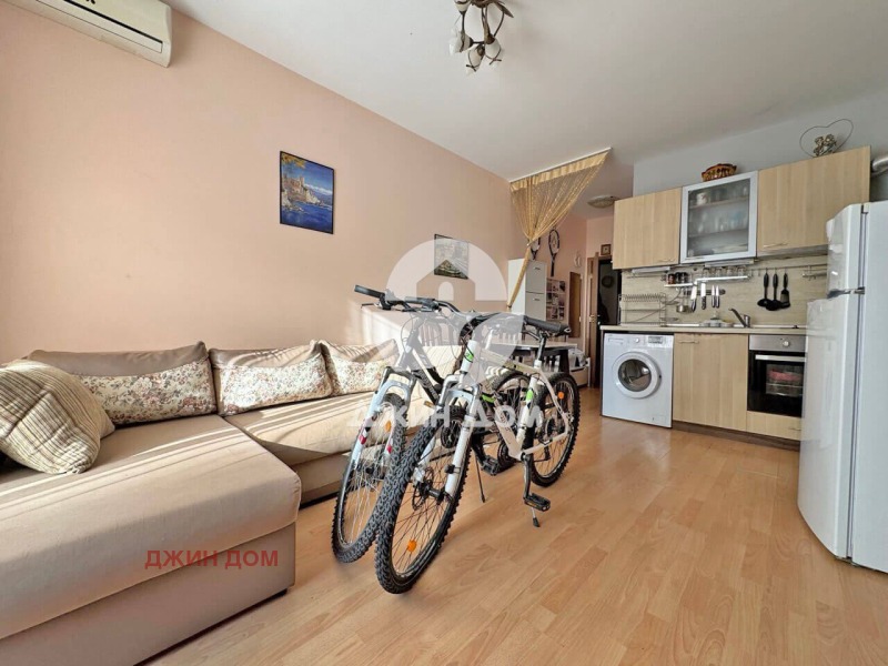 Продава 3-СТАЕН, област Бургас, к.к. Слънчев бряг • 63000 € / 123217.29 лв. • 12327970 1