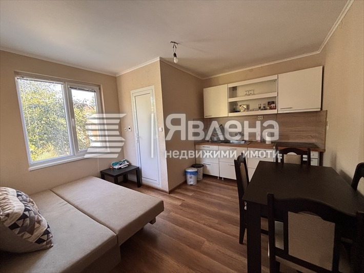 Продава КЪЩА, с. Бенковски, област София област, снимка 7 - Къщи - 55807748