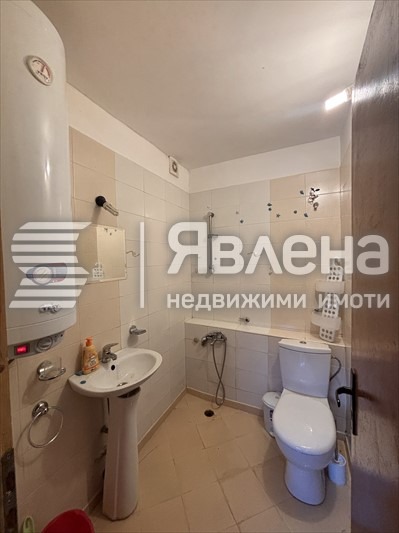 Продава КЪЩА, с. Бенковски, област София област, снимка 12 - Къщи - 55807748