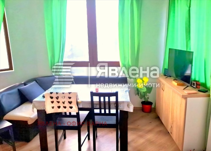 Eladó  3 hálószobás Varna , Kolhozen pazar , 99 négyzetméter | 77740300 - kép [2]