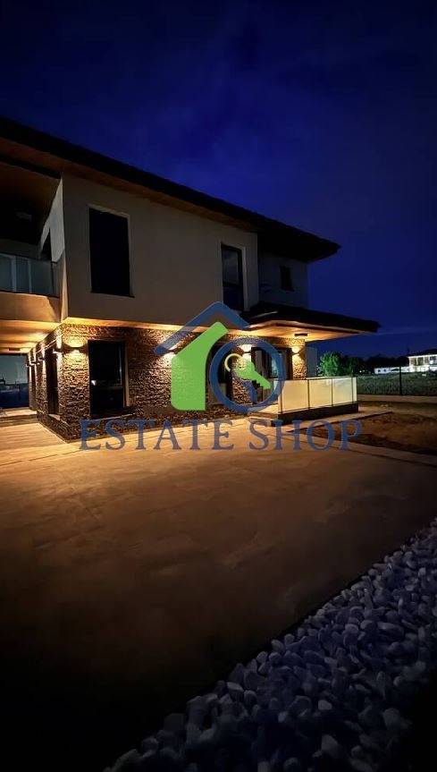 Продава КЪЩА, гр. Пловдив, Коматево, снимка 8 - Къщи - 54520190