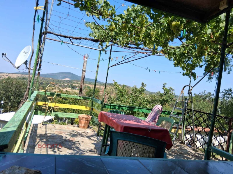 Продава  Вила, град Стара Загора, м-т Беш Бунар • 69 990 € • ID 96915122 — holmes.bg - [1] 