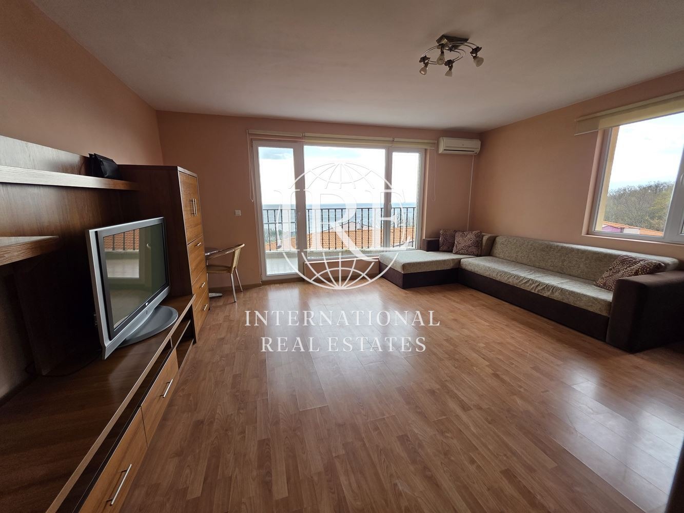 Продава 3-СТАЕН, гр. Варна, к.к. Чайка, снимка 6 - Апартаменти - 54328653