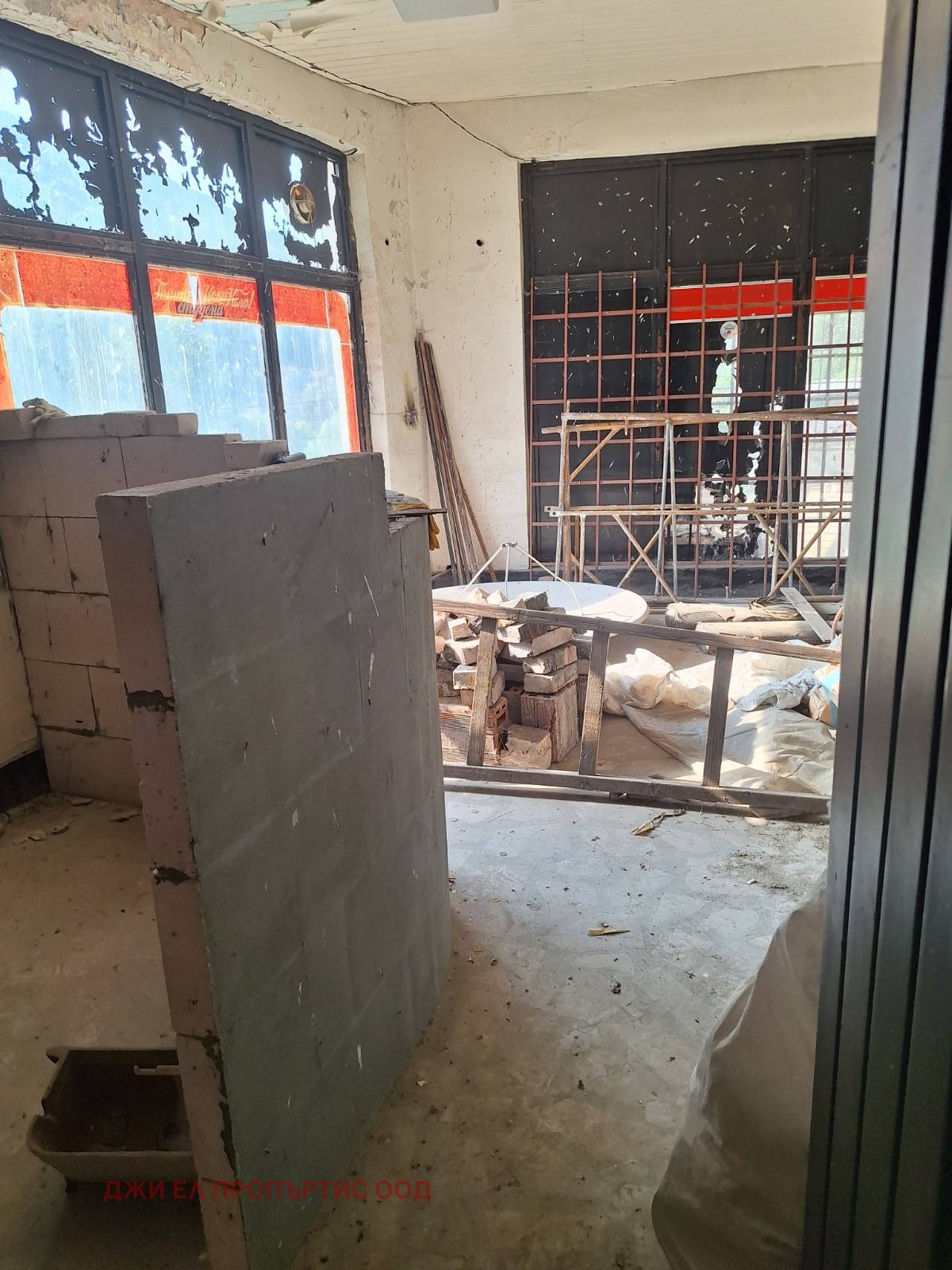 Продава МАГАЗИН, с. Реброво, област София област, снимка 6 - Магазини - 55613882