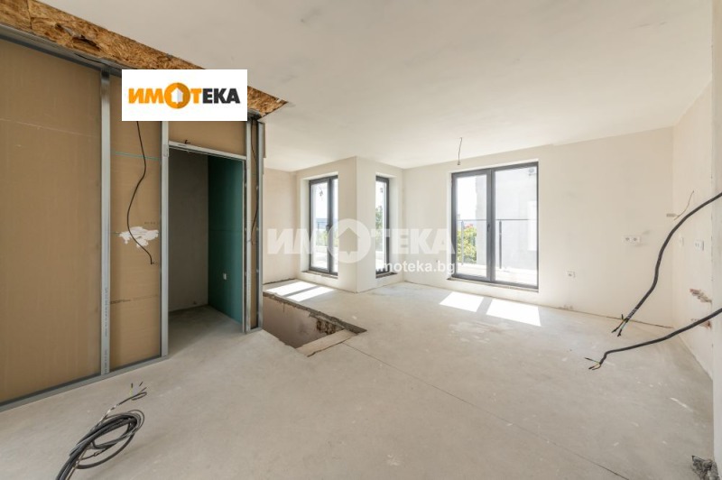 In vendita  2 camere da letto Varna , Sportna zala , 121 mq | 59054569 - Immagine [10]