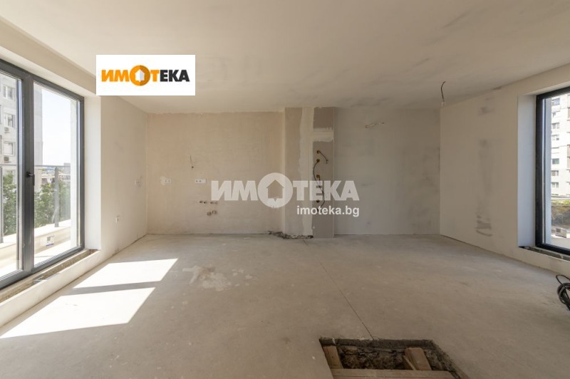 In vendita  2 camere da letto Varna , Sportna zala , 121 mq | 59054569 - Immagine [9]