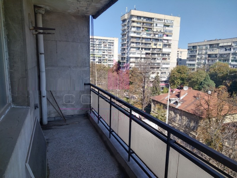 Продава  3-стаен град Русе , Широк център , 90 кв.м | 95918356 - изображение [3]