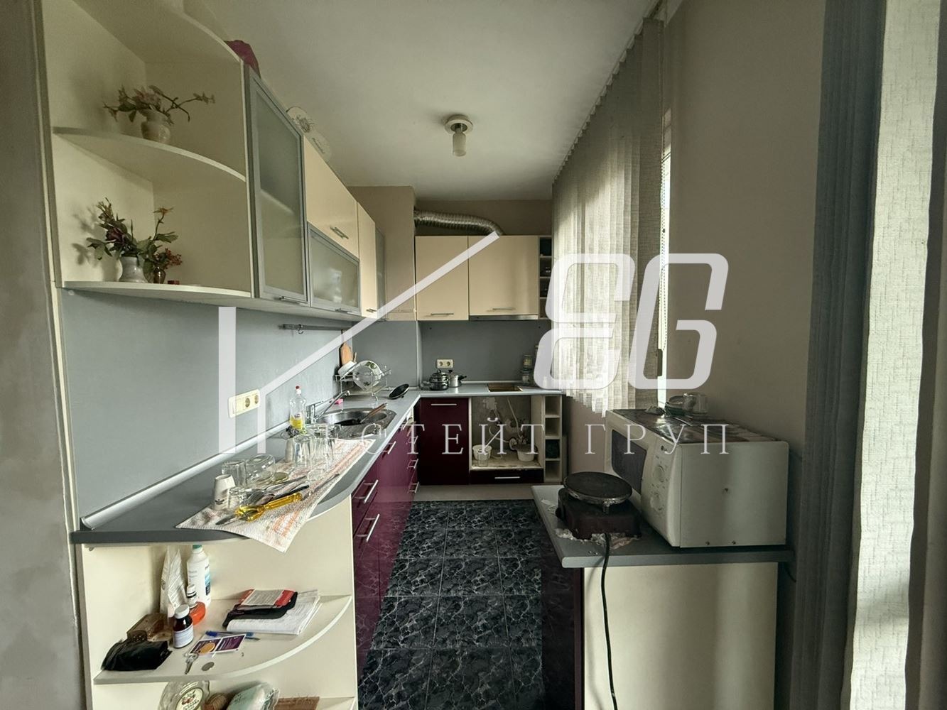 Продава 4-СТАЕН, гр. Варна, Зимно кино Тракия