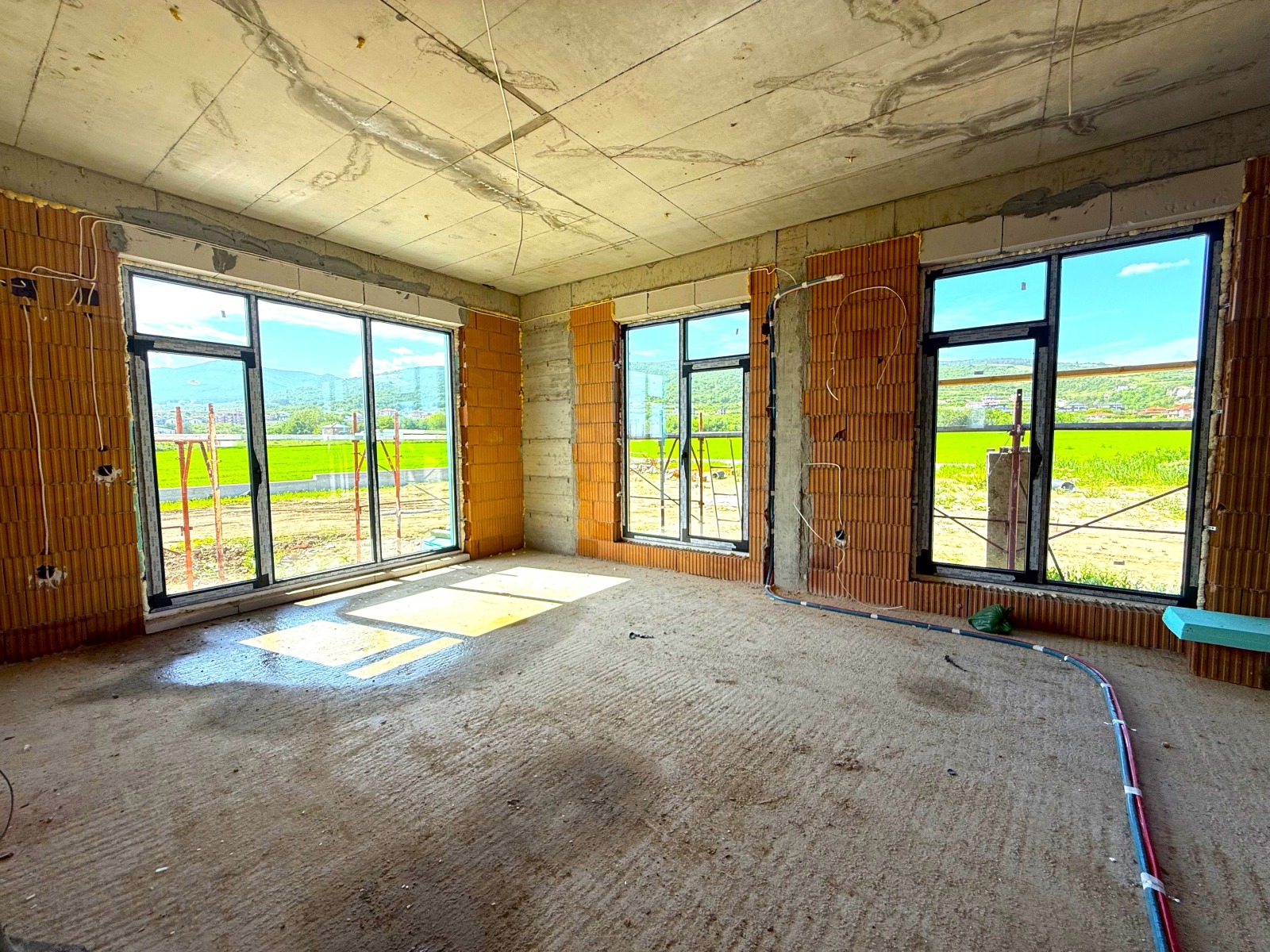 Продава КЪЩА, с. Първенец, област Пловдив, снимка 4 - Къщи - 54618428