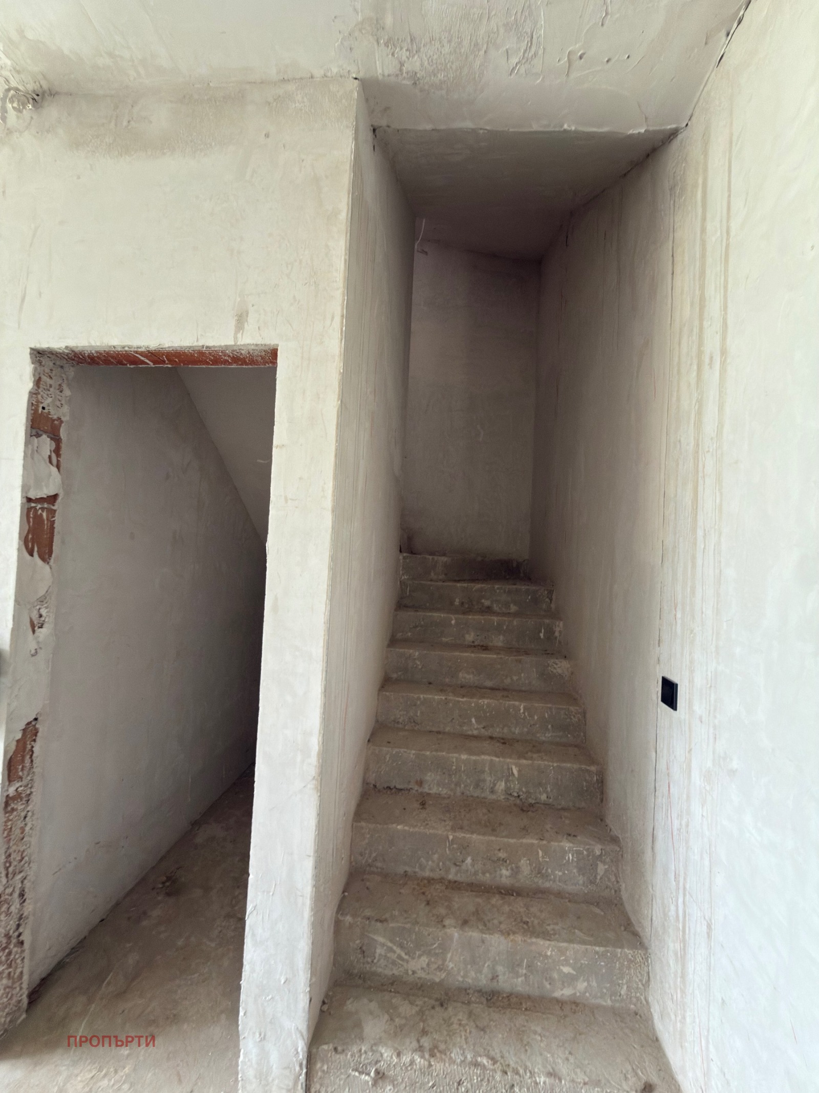 Продава КЪЩА, с. Марково, област Пловдив, снимка 8 - Къщи - 54627329