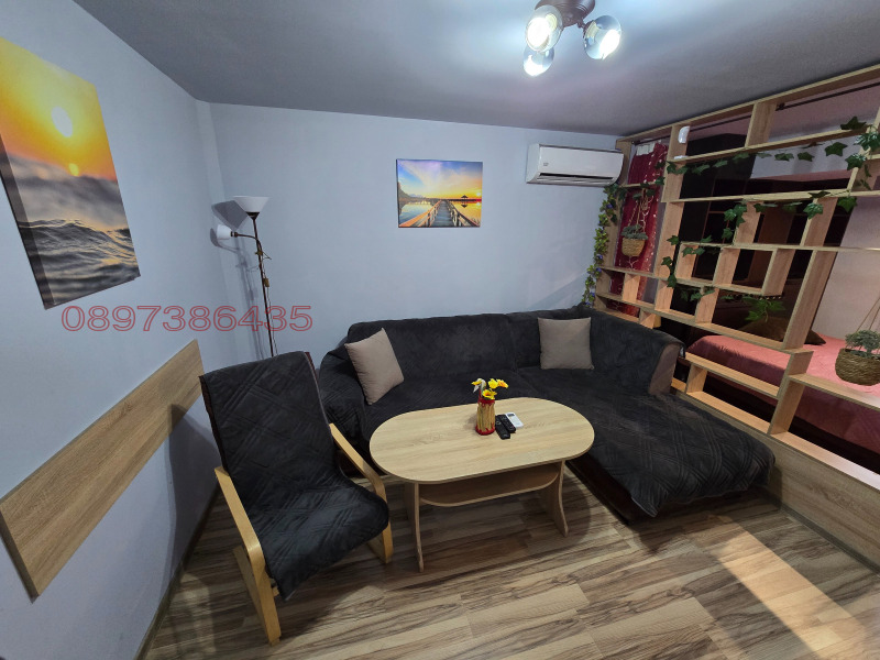 Продава 1-СТАЕН в град Шумен, Тракия - 41 кв.м / 80 000 € » 156 466.40 лв.