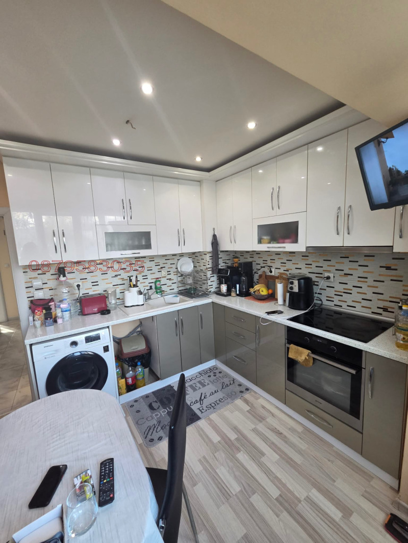 Продава 1-СТАЕН в град Шумен, Добруджански - 37 кв.м / 95 000 € » 185 803.85 лв.