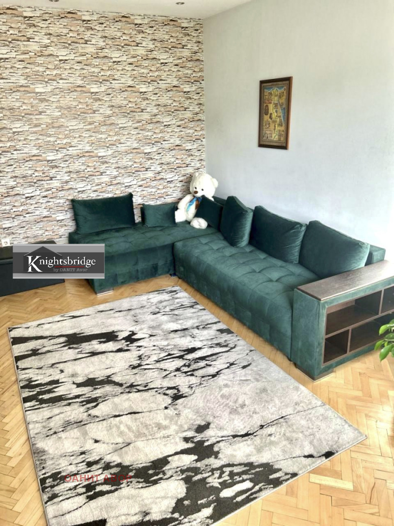 Продава  2-стаен град София , Красно село , 65 кв.м | 28113099