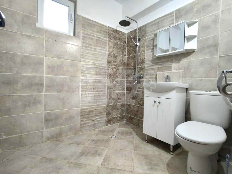 Продава  3-стаен град Добрич , Център , 80 кв.м | 78202817 - изображение [6]