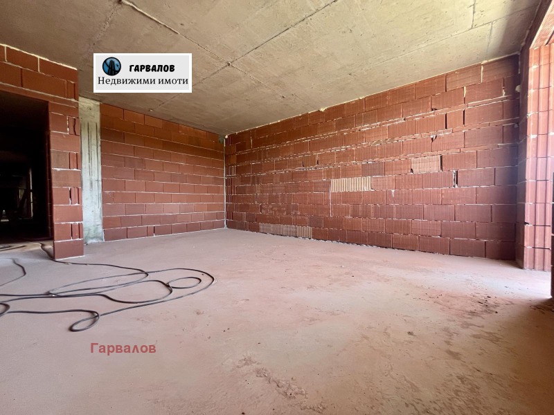 Продава  4-стаен град Русе , Родина 1 , 127 кв.м | 60214922