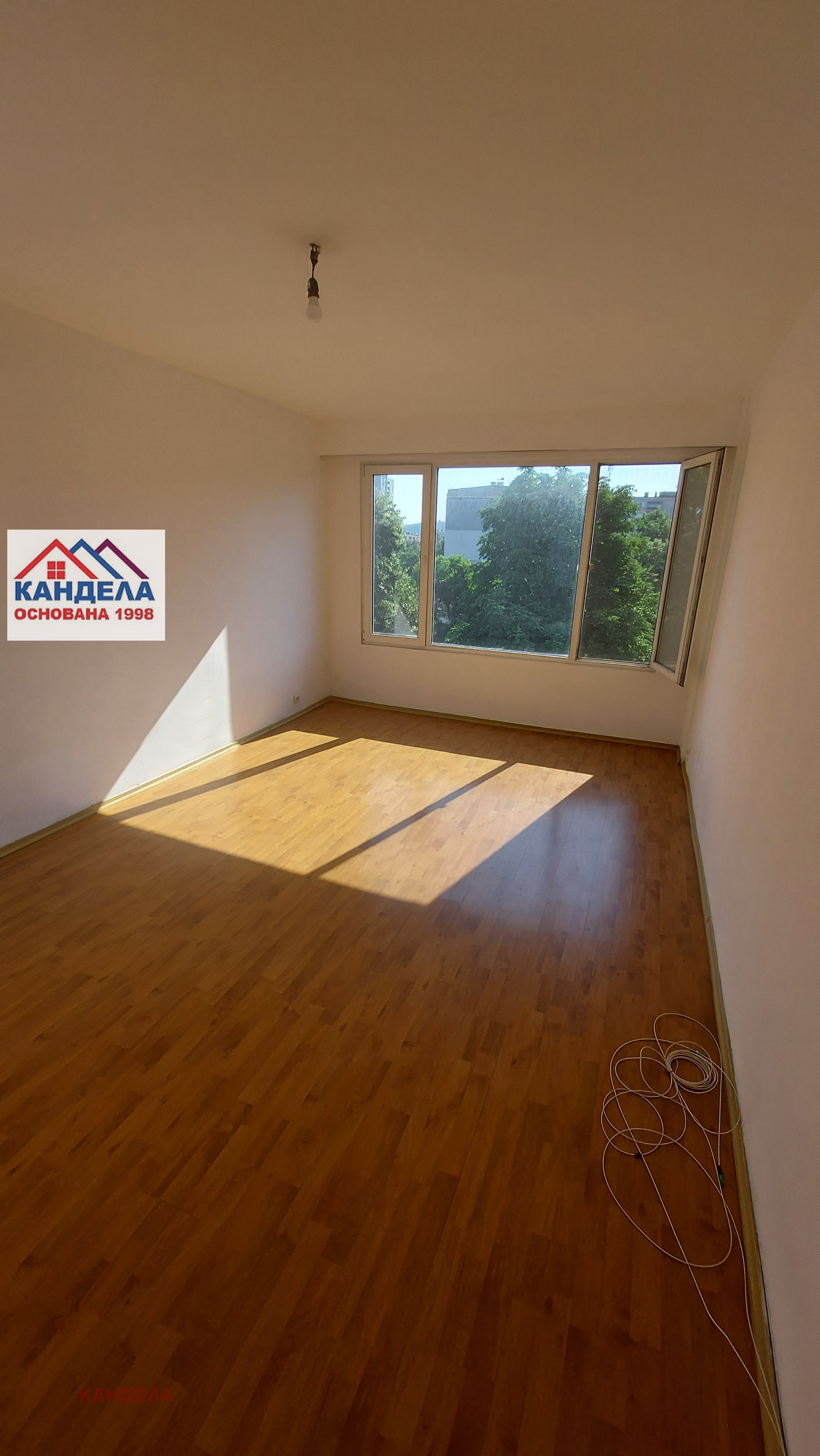 Продава 2-СТАЕН, гр. Пловдив, Христо Смирненски, снимка 2 - Апартаменти - 54625138