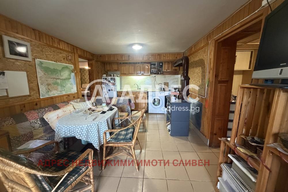 Продава ВИЛА, гр. Сливен, в.з. Сливен, снимка 16 - Вили - 56624246