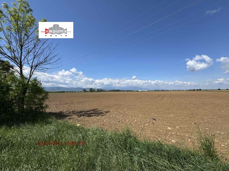Продава ПАРЦЕЛ в област София, гр. Елин Пелин - 27263 кв.м / 954 205 € » 1 866 262.77 лв., АМРИТА ИМОТИ