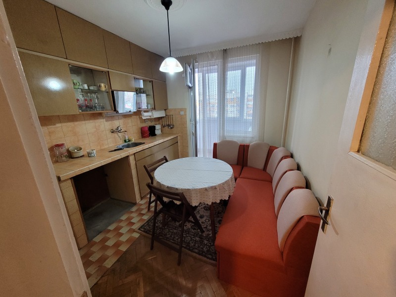 À vendre  1 chambre Pleven , Chirok tsentar , 64 m² | 63433837