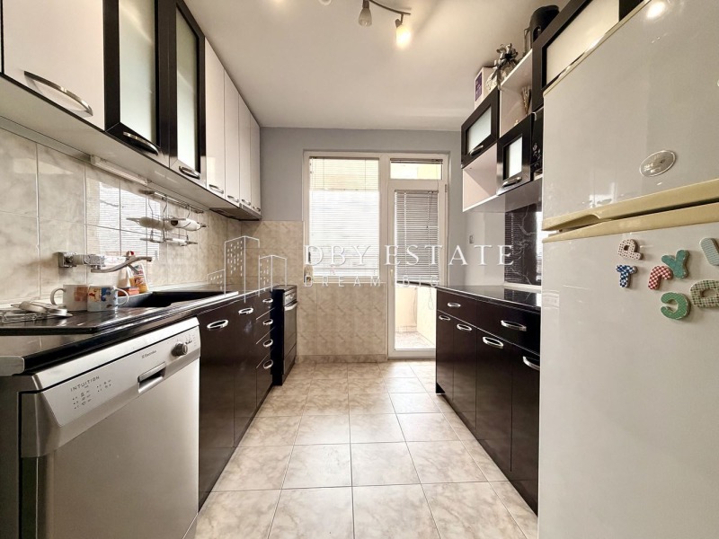 Продава 2-СТАЕН, гр. Пловдив, Център, снимка 2 - Апартаменти - 51715747