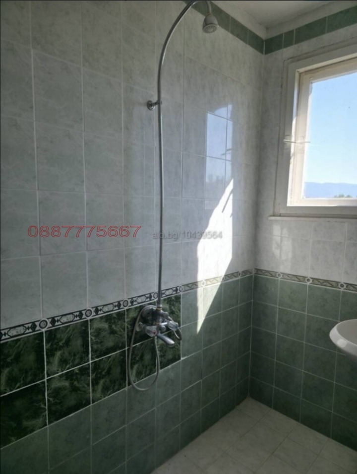 Продава ЕТАЖ ОТ КЪЩА, гр. Пловдив, Прослав, снимка 10 - Етаж от къща - 54263872