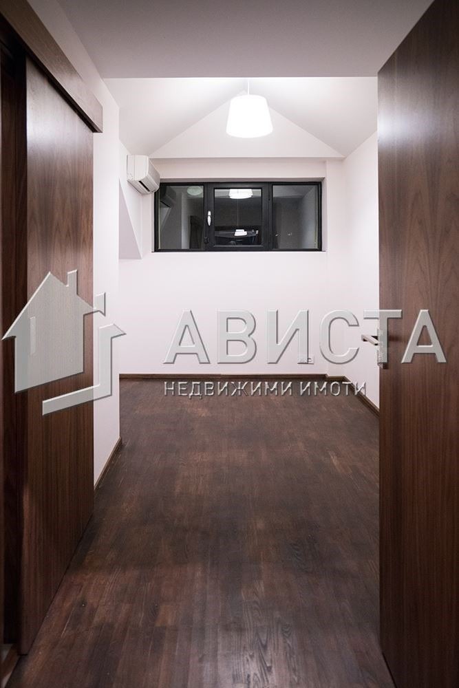 Продава ЕТАЖ ОТ КЪЩА, гр. София, Яворов, снимка 8 - Етаж от къща - 55702149