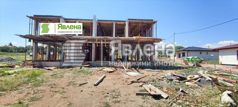 Продава  Къща област София , с. Нови хан , 183 кв.м | 92345267