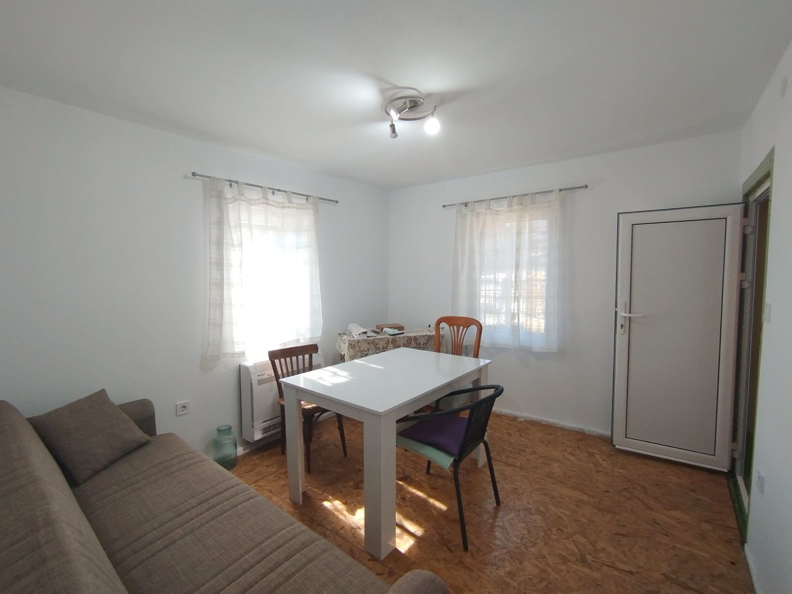 Продава КЪЩА, гр. Борово, област Русе, снимка 3 - Къщи - 55688165