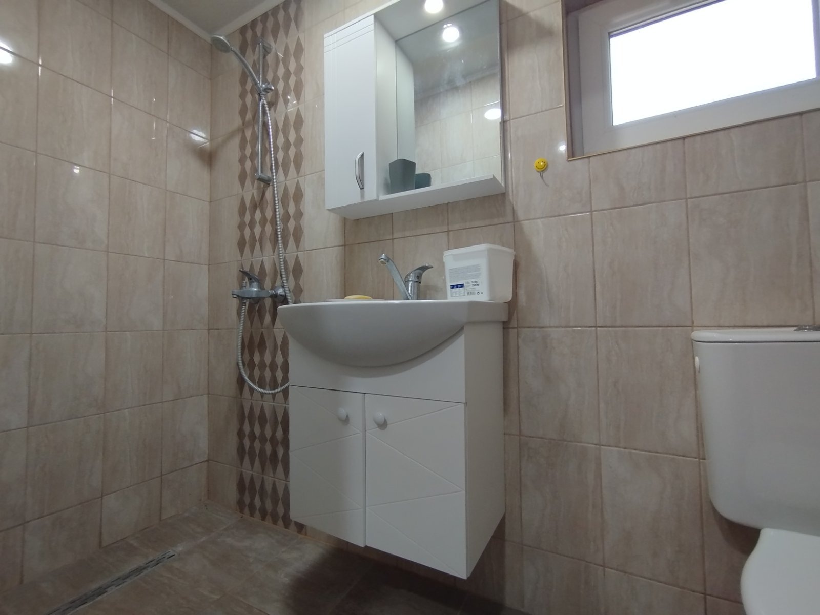 Продава КЪЩА, гр. Борово, област Русе, снимка 13 - Къщи - 55688165