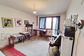 3 Schlafzimmer Goze Deltschew, Sofia 5