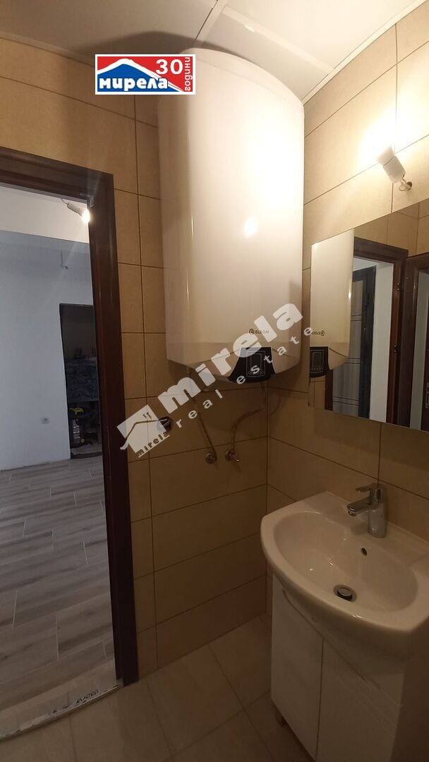 Продава 2-СТАЕН, гр. Велико Търново, Бузлуджа, снимка 7 - Апартаменти - 52372936