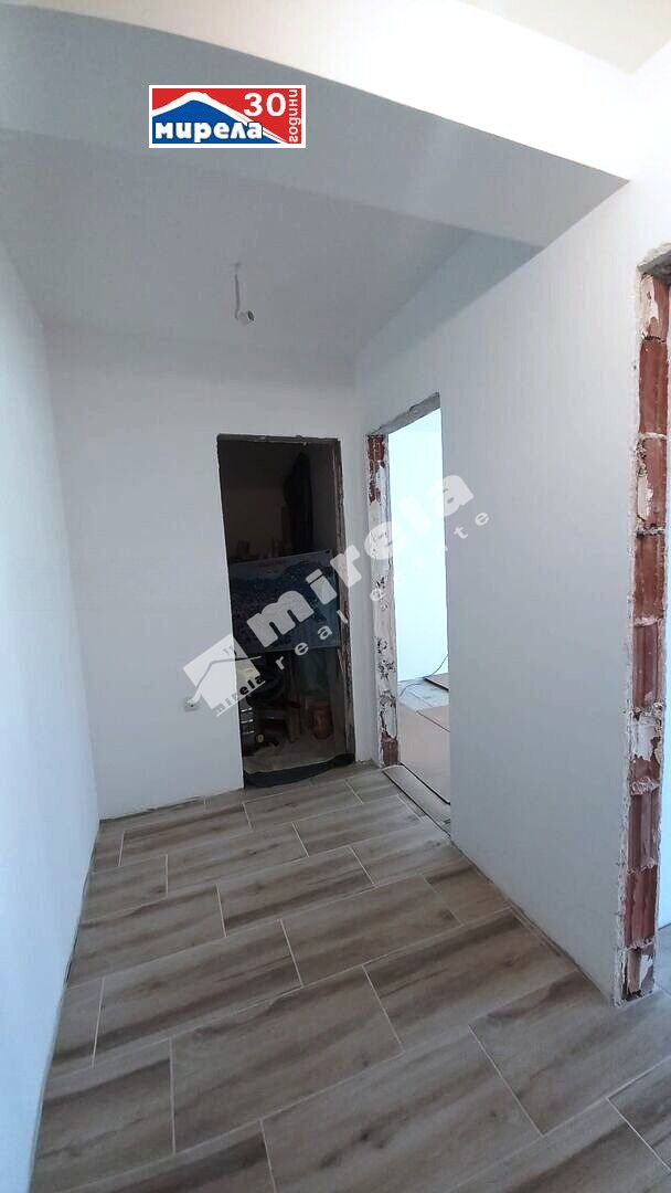 Продава 2-СТАЕН, гр. Велико Търново, Бузлуджа, снимка 4 - Апартаменти - 52372936