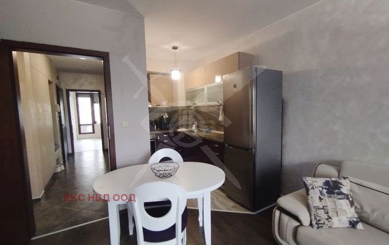 In vendita  2 camere da letto Plovdiv , Kamenitsa 2 , 109 mq | 68046243