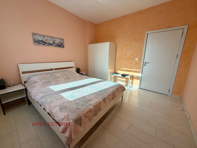 Продава МНОГОСТАЕН, гр. Бургас, Център, снимка 7 - Апартаменти - 52646615