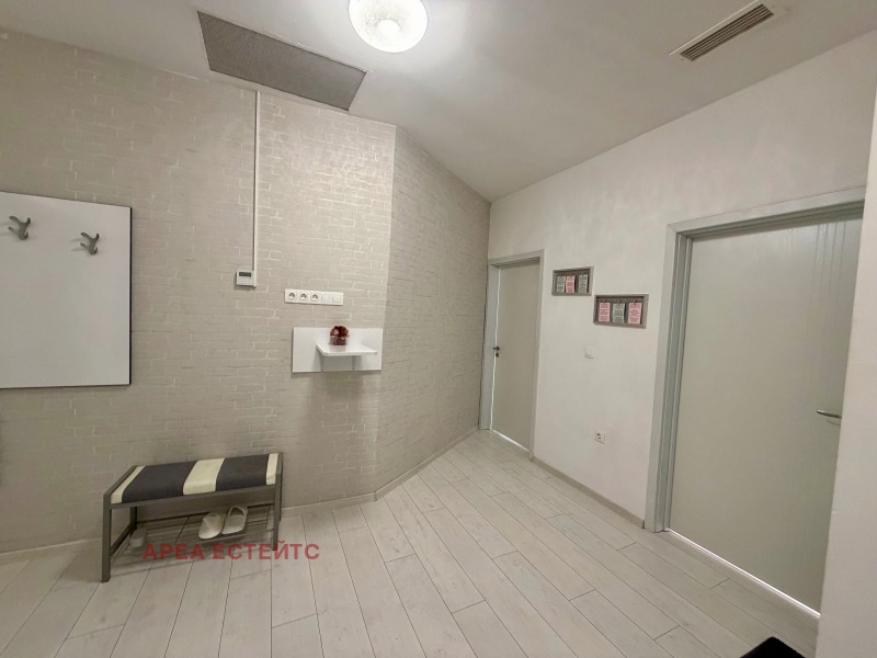 Продава МНОГОСТАЕН, гр. Бургас, Център, снимка 16 - Апартаменти - 52646615