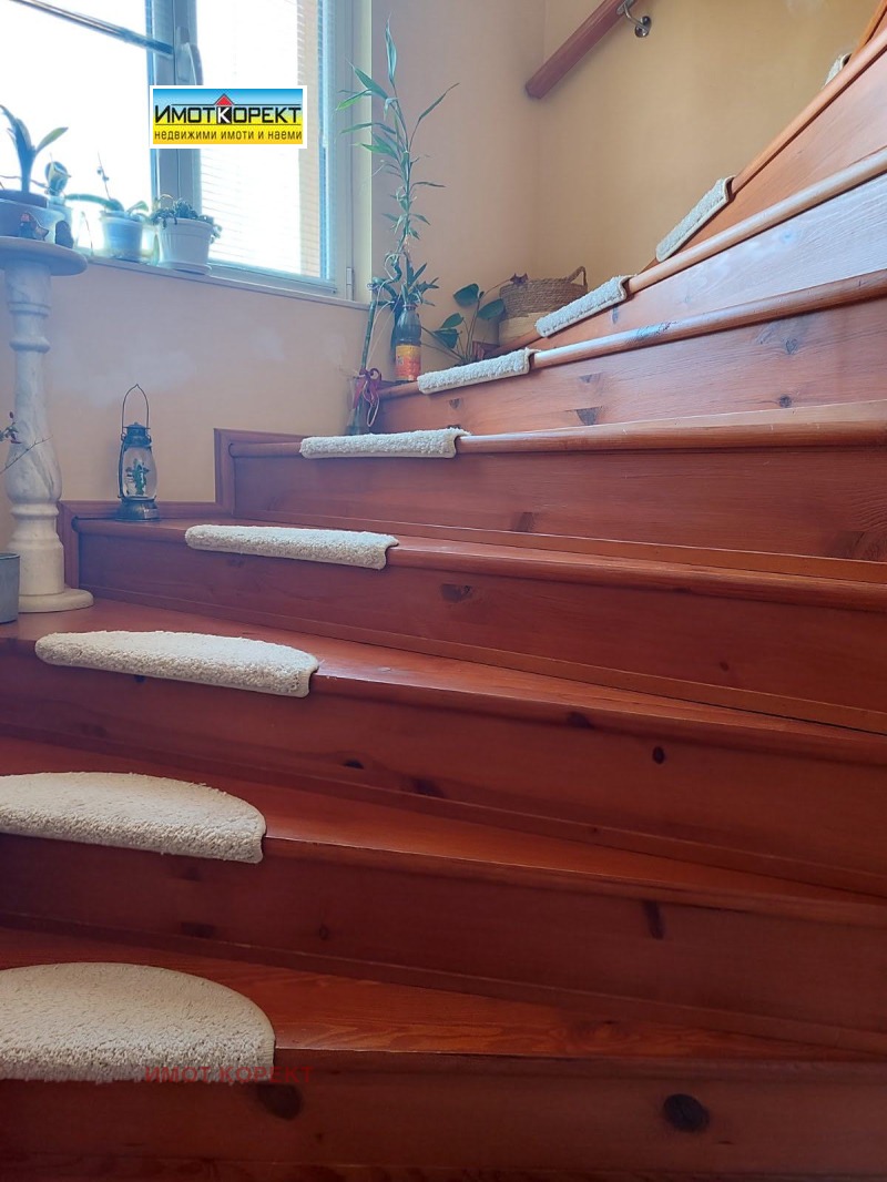Te koop  Huis regio Pazardzjik , Mokrishte , 263 m² | 15011892 - afbeelding [9]