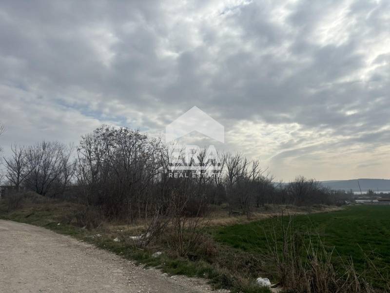 Продава ПАРЦЕЛ, гр. Варна, Западна промишлена зона, снимка 2 - Парцели - 55372298