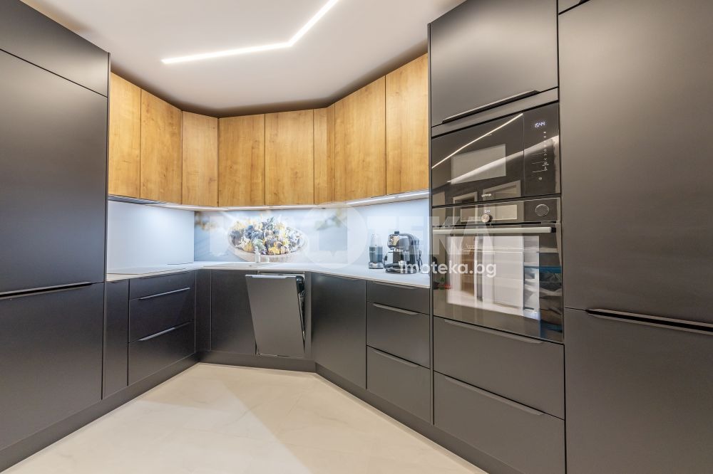 Продава 3-СТАЕН, гр. Варна, Бриз, снимка 17 - Апартаменти - 53961854