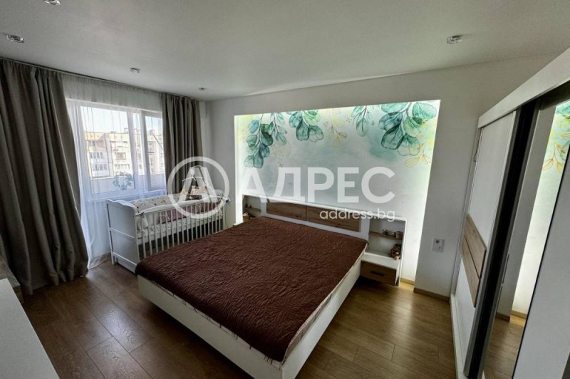 À vendre  1 chambre Sofia , Nadejda 2 , 65 m² | 28424479