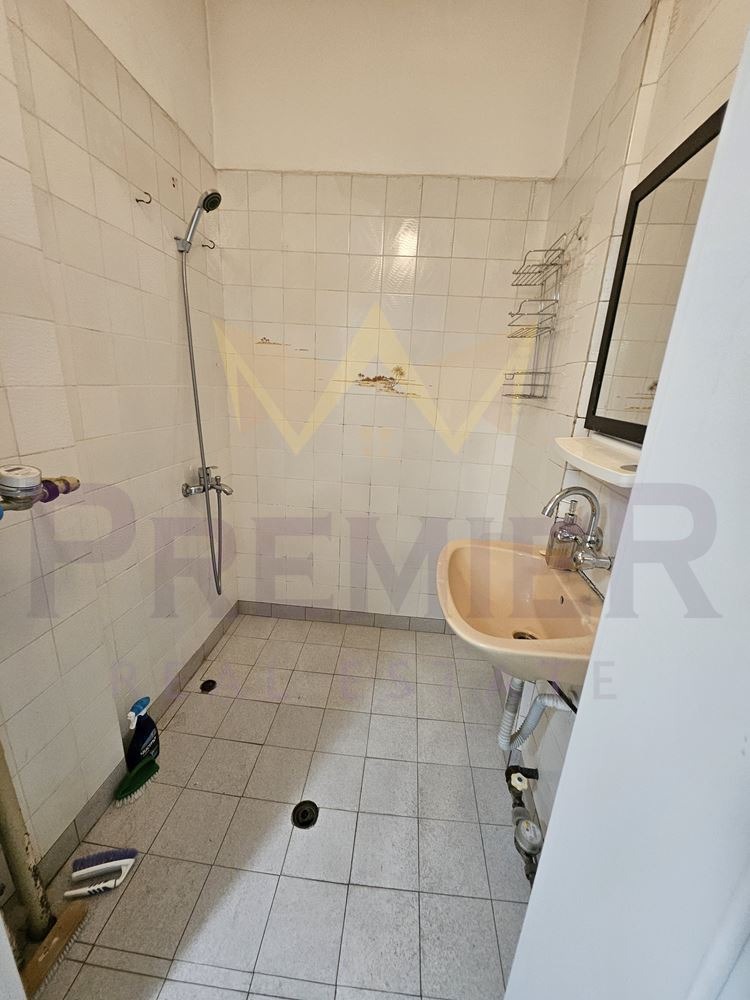 Te koop  2 slaapkamers Sofia , Tsentar , 72 m² | 12069083 - afbeelding [15]