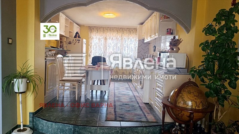 Продава 4-СТАЕН, гр. Варна, Операта, снимка 2 - Апартаменти - 54840782