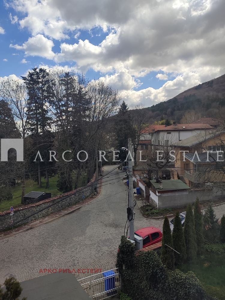 Продава ЕТАЖ ОТ КЪЩА, гр. София, Бояна, снимка 2 - Етаж от къща - 54302067