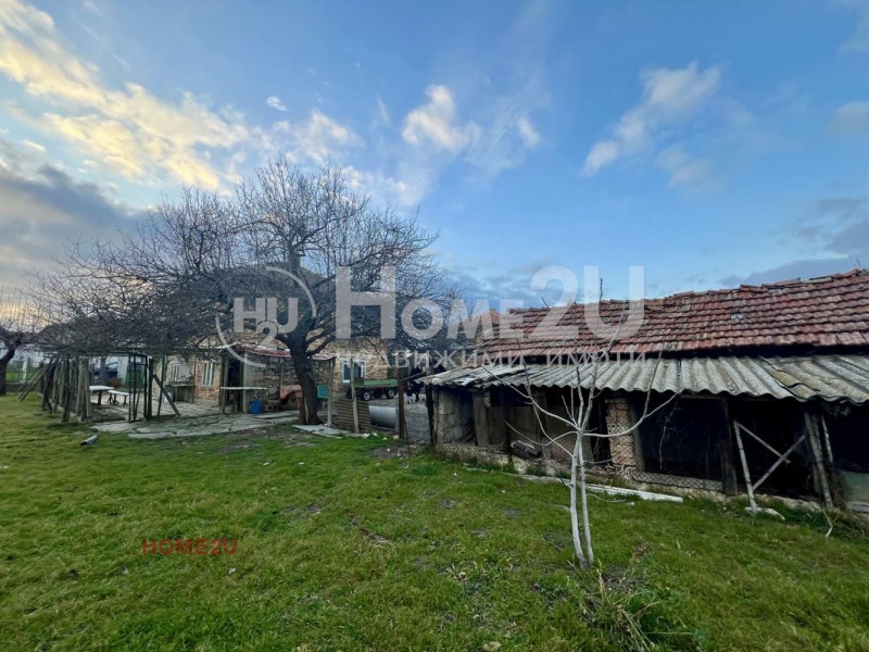 Продава КЪЩА, с. Бенковски, област Варна, снимка 16 - Къщи - 51123604