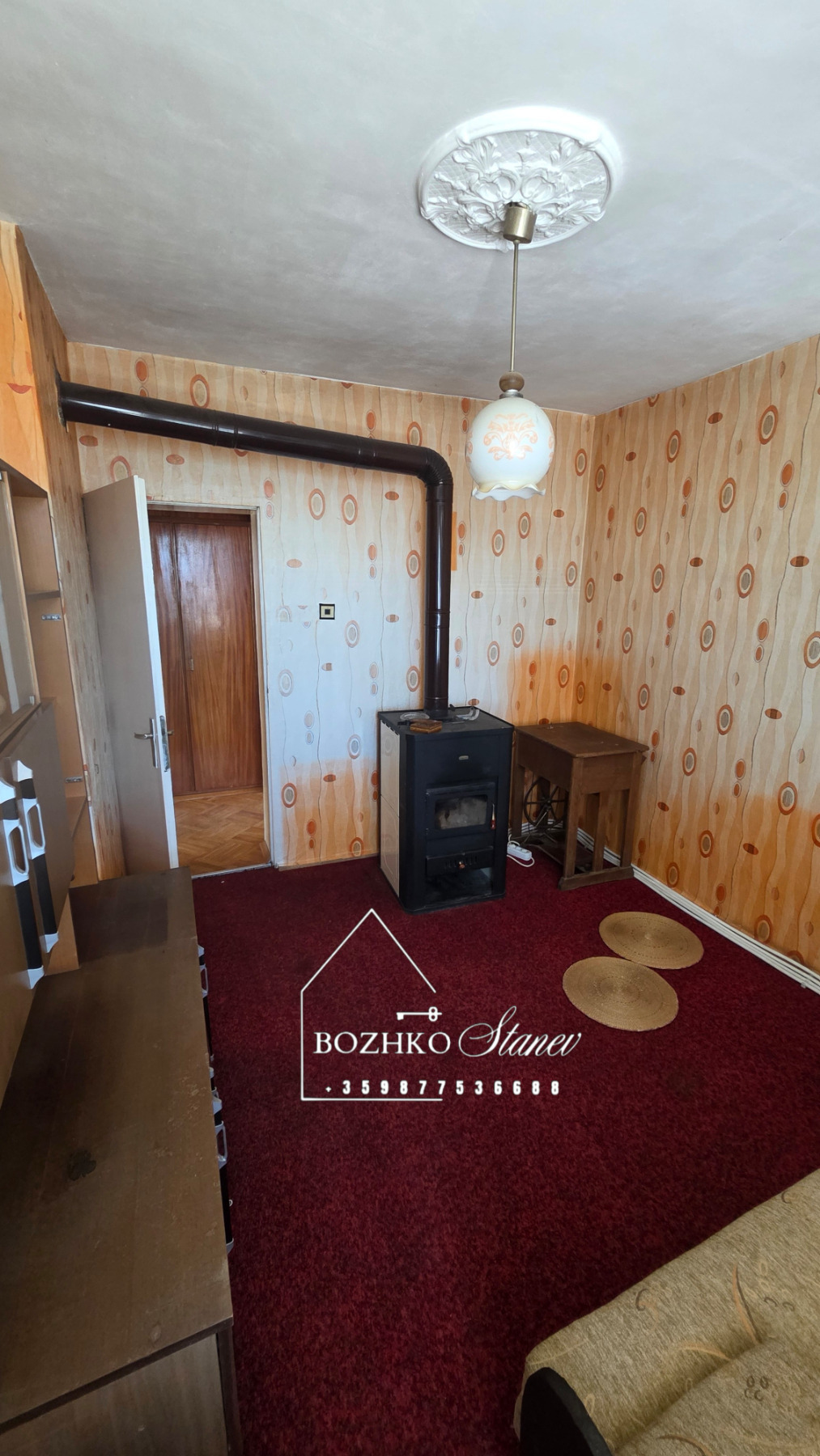 Продава ЕТАЖ ОТ КЪЩА, гр. Долни чифлик, област Варна, снимка 6 - Етаж от къща - 55751935