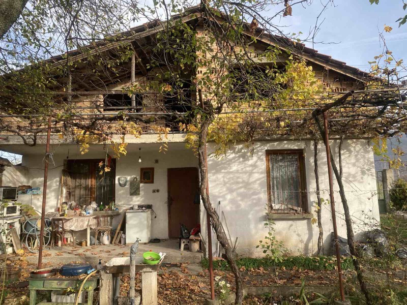 Продава КЪЩА в област Пловдив, с. Столетово - 70 кв.м / 35 000 € » 68 454.05 лв., ИМОТ ИНВЕСТ